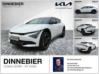 Schräge Frontansicht auf einen Kia EV6 , freigestellt