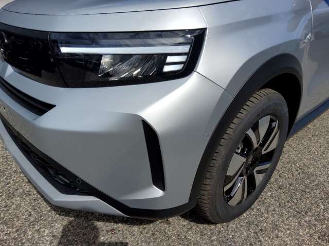 Fahrzeugbild eines Opel Frontera