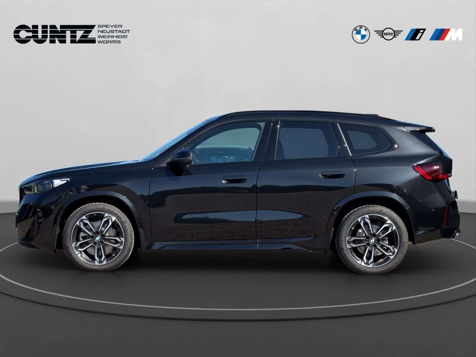 Fahrzeugbild eines BMW X1