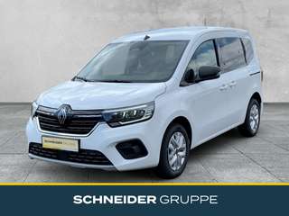 Schräge Frontansicht auf einen Renault Kangoo , freigestellt