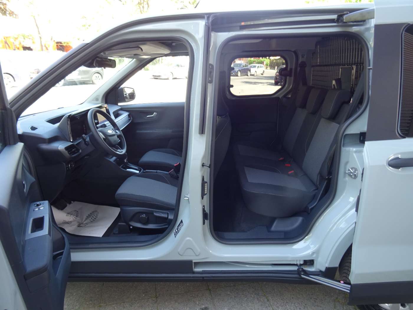 Fahrzeugbild eines Ford Transit Courier