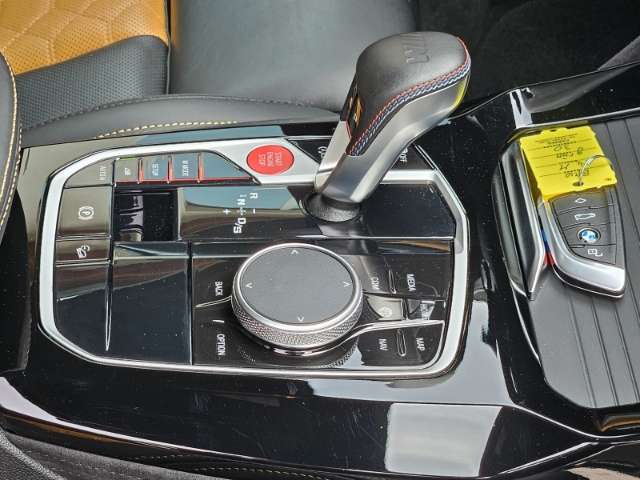Fahrzeugbild eines BMW X4