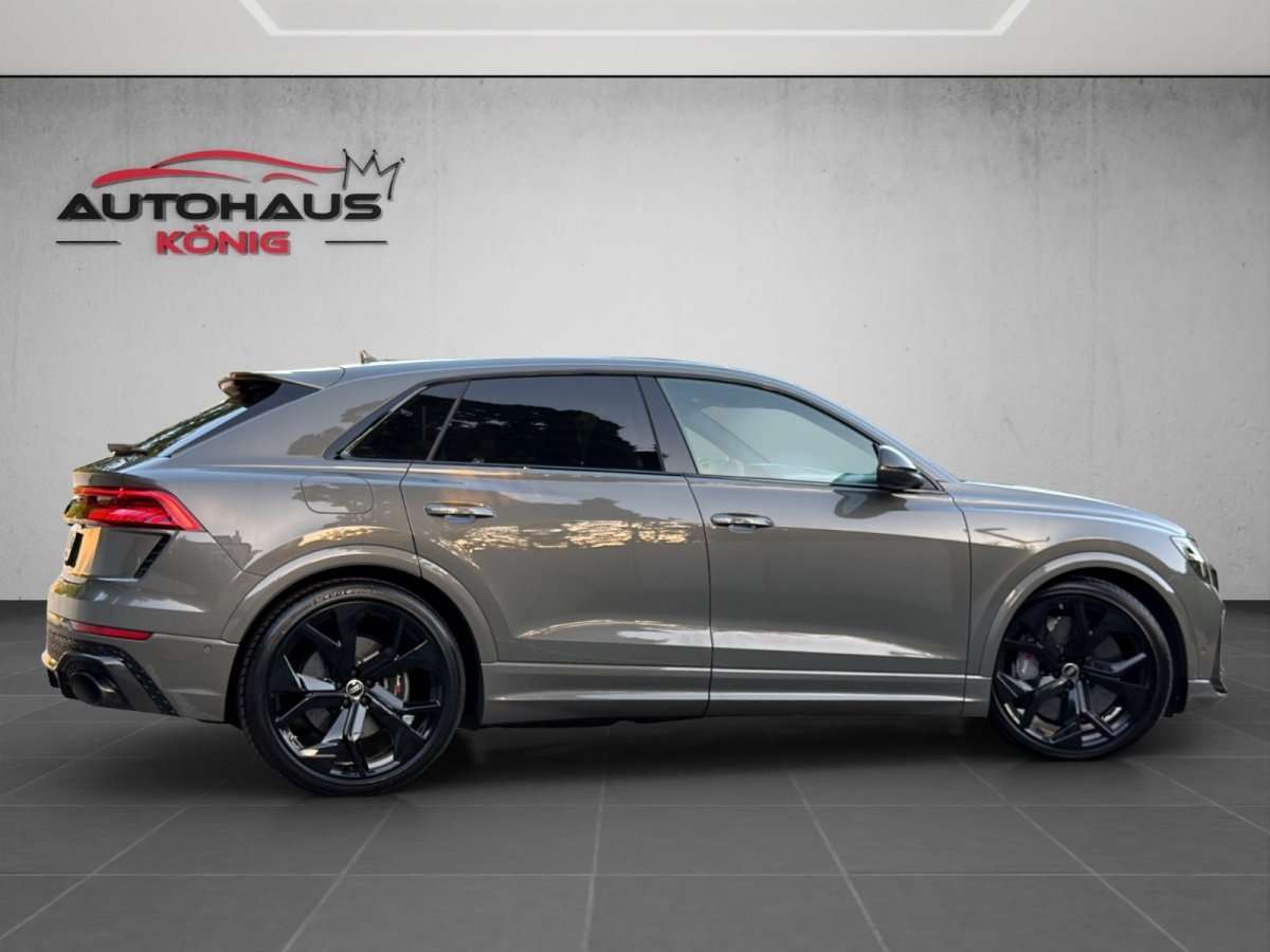 Fahrzeugbild eines Audi RS Q8