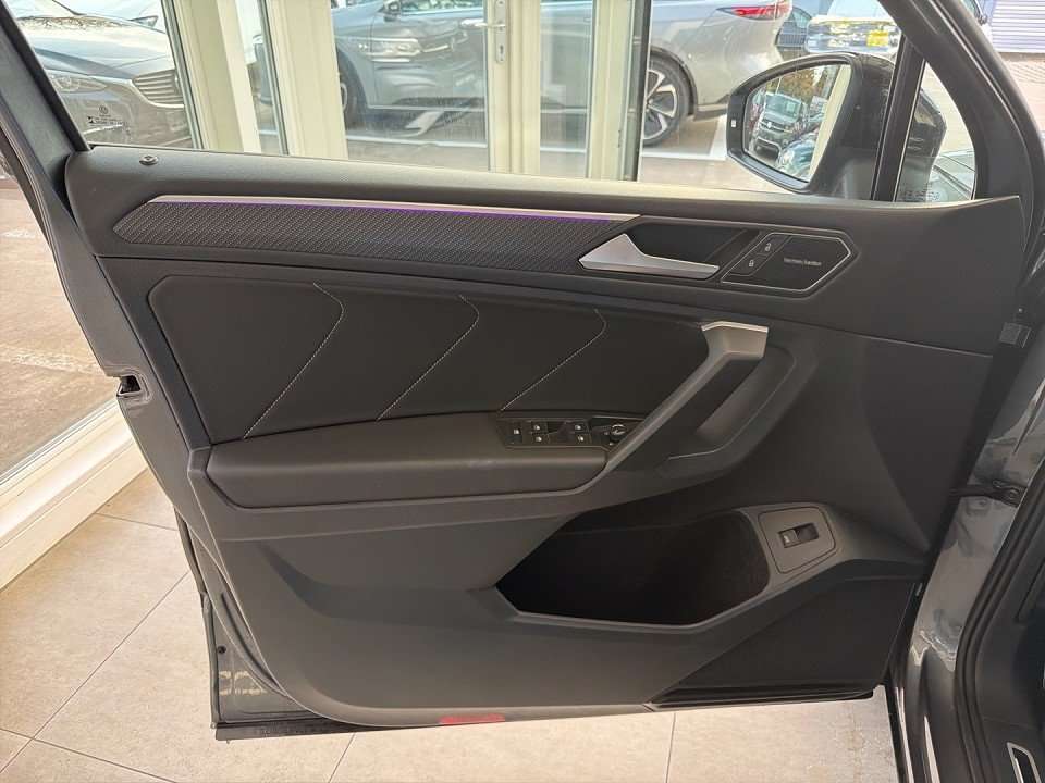 Fahrzeugbild eines Volkswagen Tiguan Allspace