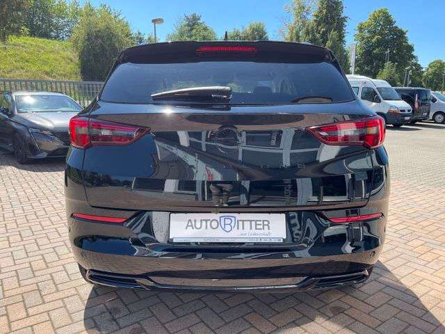 Fahrzeugbild eines Opel Grandland X