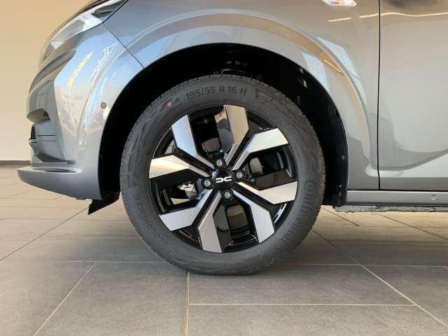 Fahrzeugbild eines Dacia Sandero