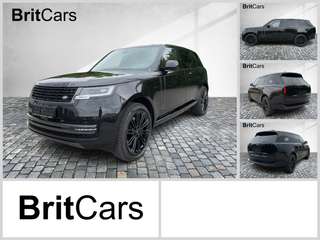 Schräge Frontansicht auf einen Land Rover Range Rover , freigestellt