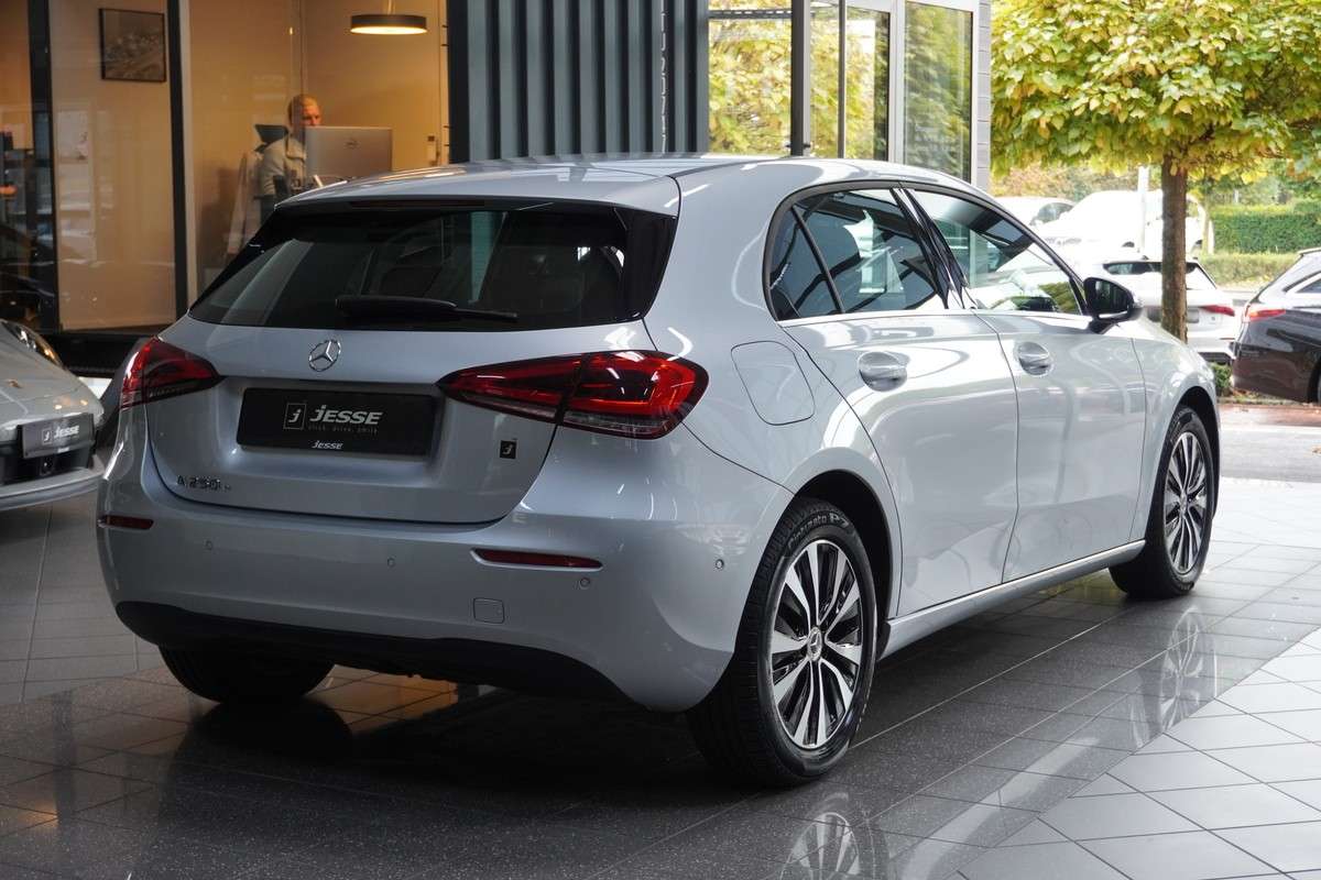 Fahrzeugbild eines Mercedes-Benz A-Klasse