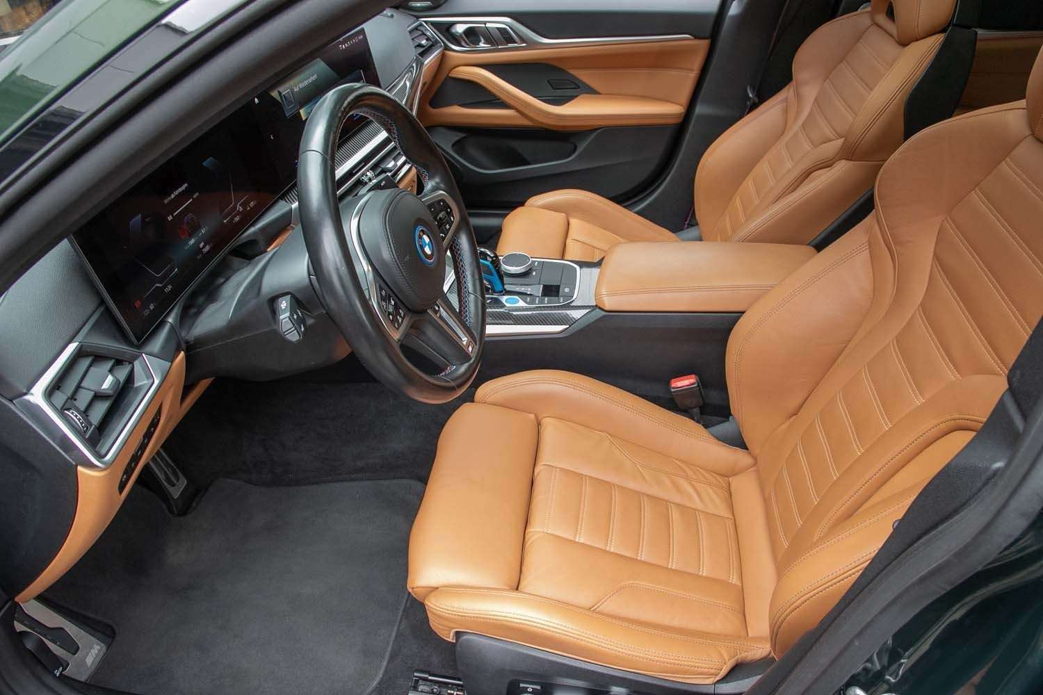 Fahrzeugbild eines BMW i4
