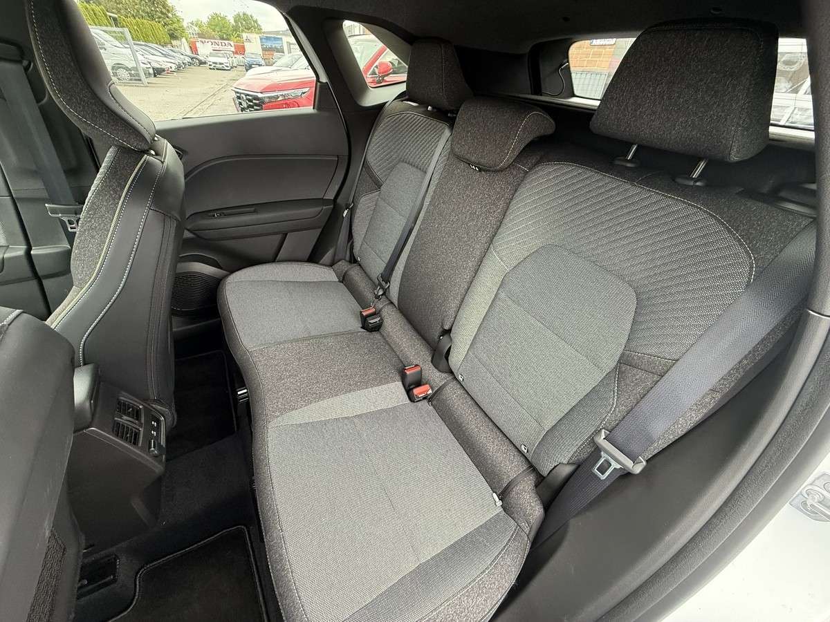 Fahrzeugbild eines Mitsubishi Grandis