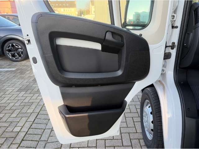 Fahrzeugbild eines Opel Movano