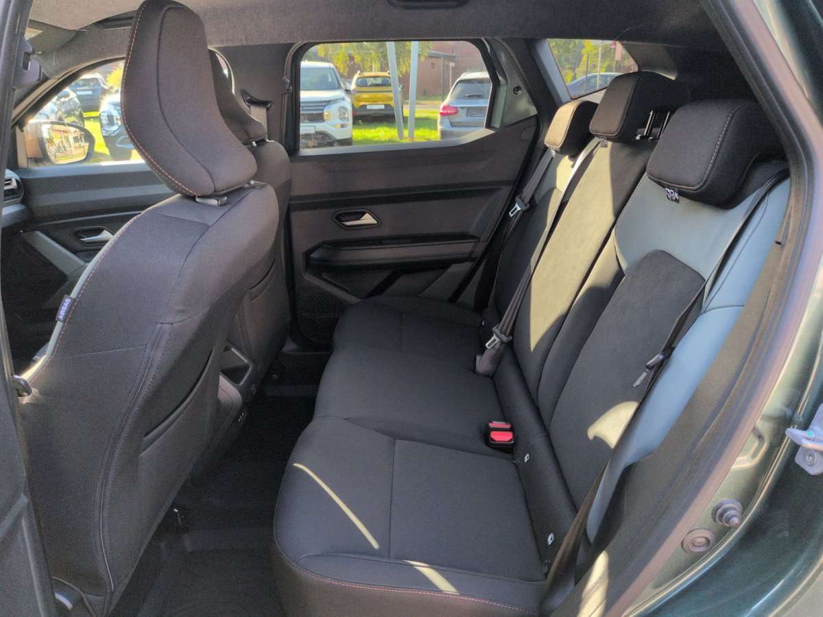Fahrzeugbild eines Dacia Duster