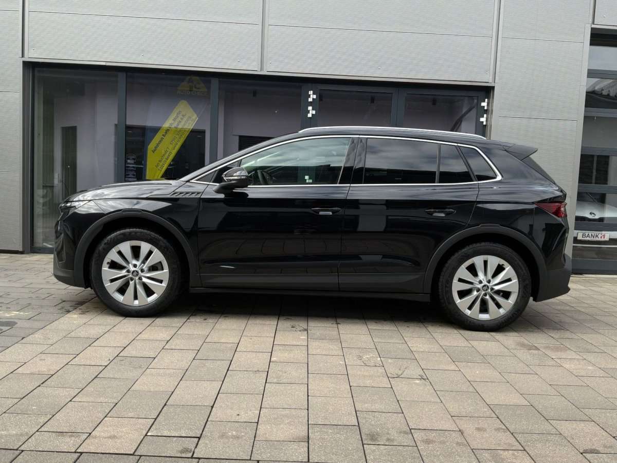 Fahrzeugbild eines Skoda ELROQ