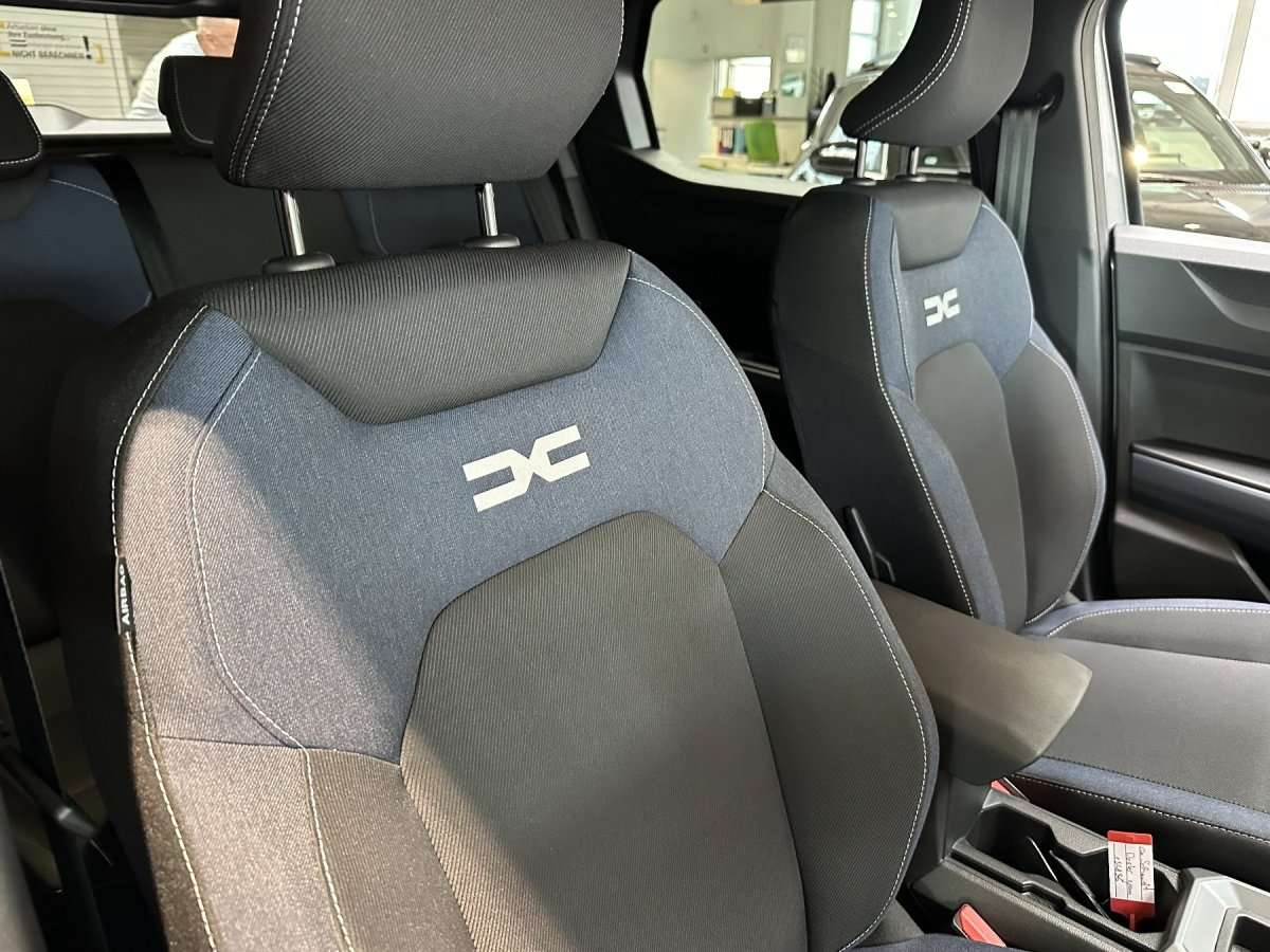 Fahrzeugbild eines Dacia Duster