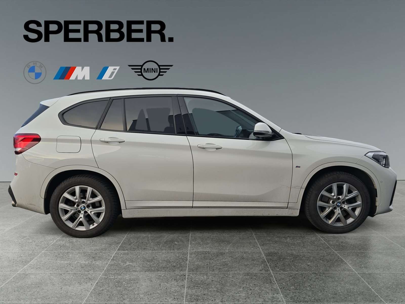 Fahrzeugbild eines BMW X1