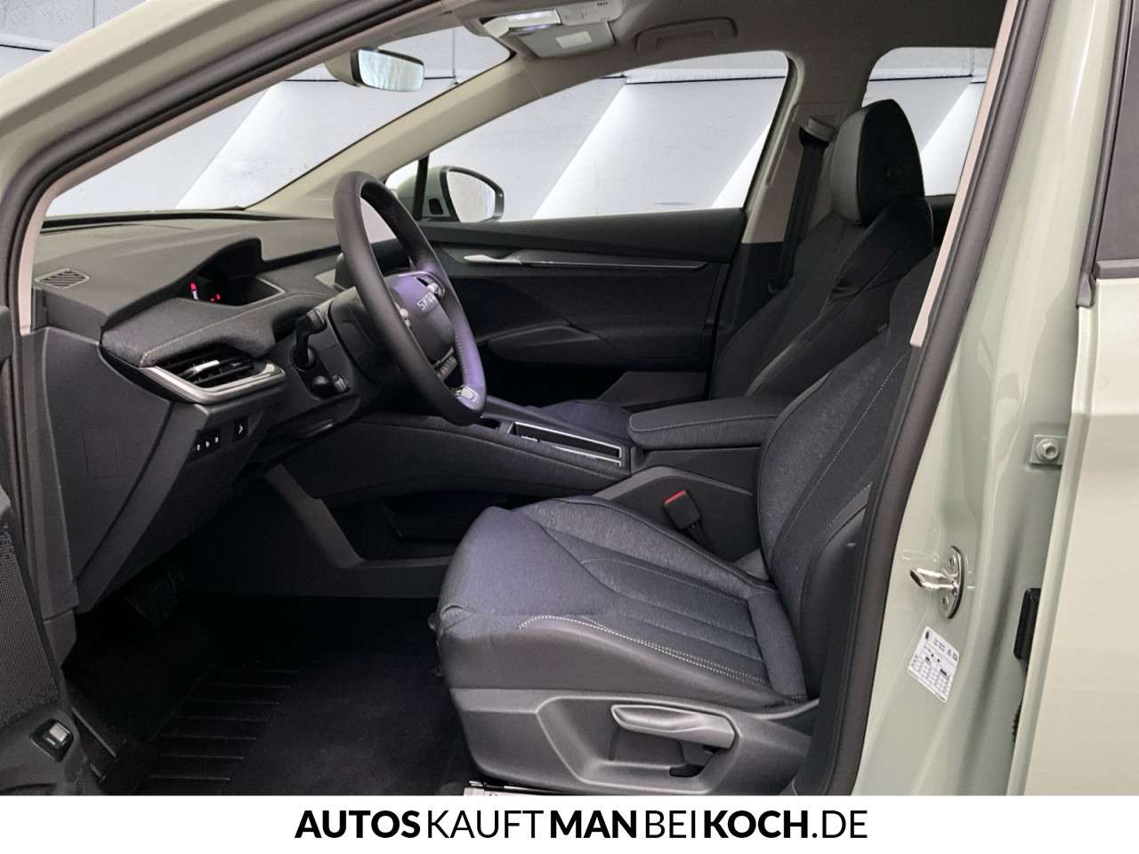 Fahrzeugbild eines Skoda ELROQ