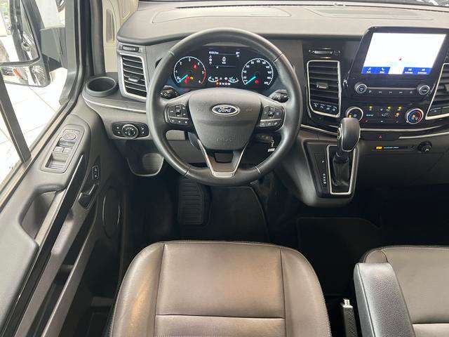 Fahrzeugbild eines Ford Tourneo Custom