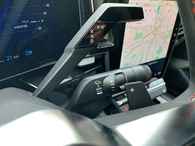 Fahrzeugbild eines Renault Rafale