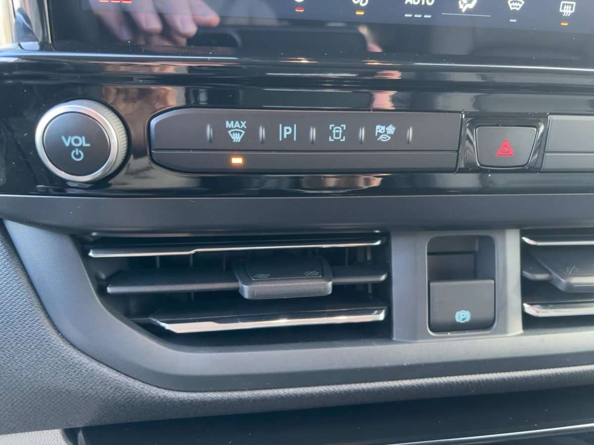 Fahrzeugbild eines Ford Tourneo Custom