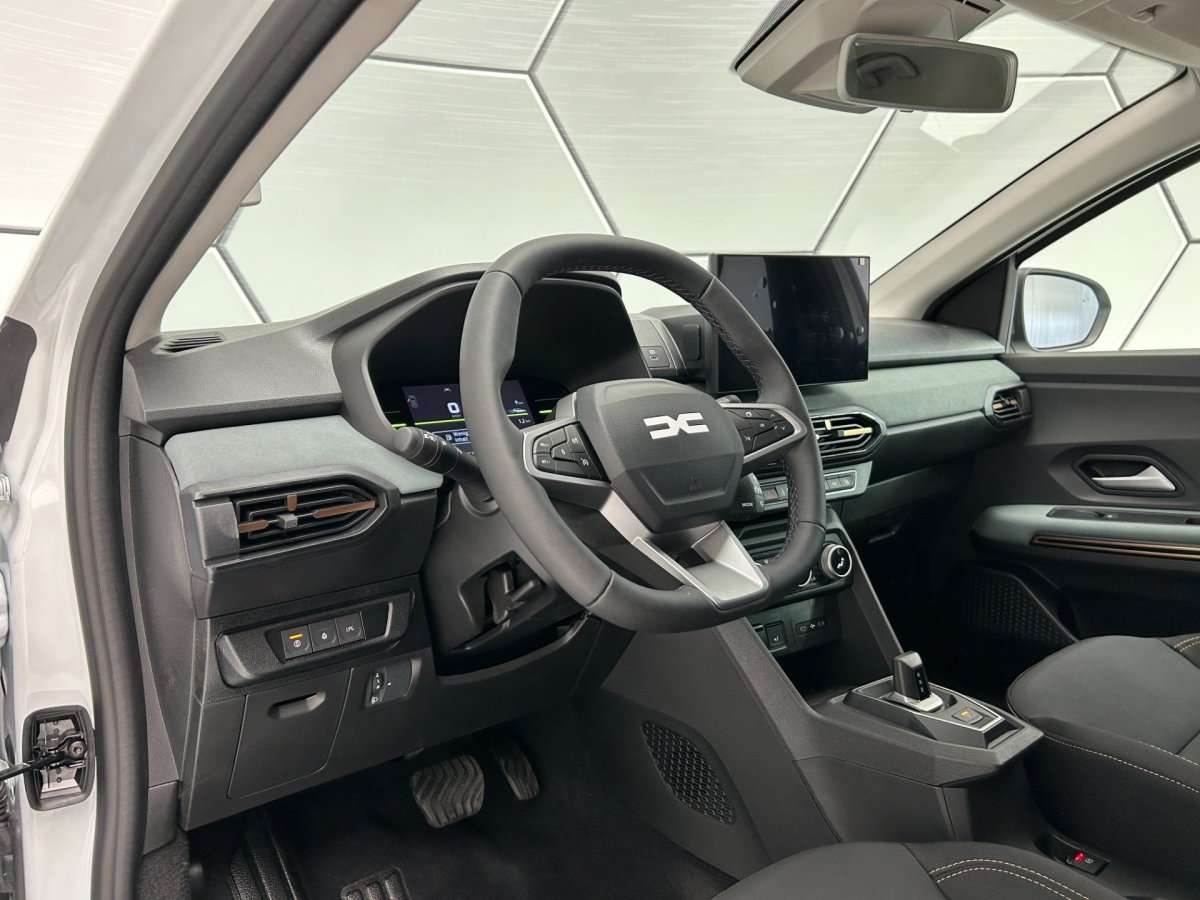 Fahrzeugbild eines Dacia Jogger
