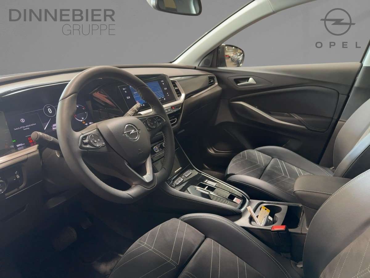 Fahrzeugbild eines Opel Grandland X