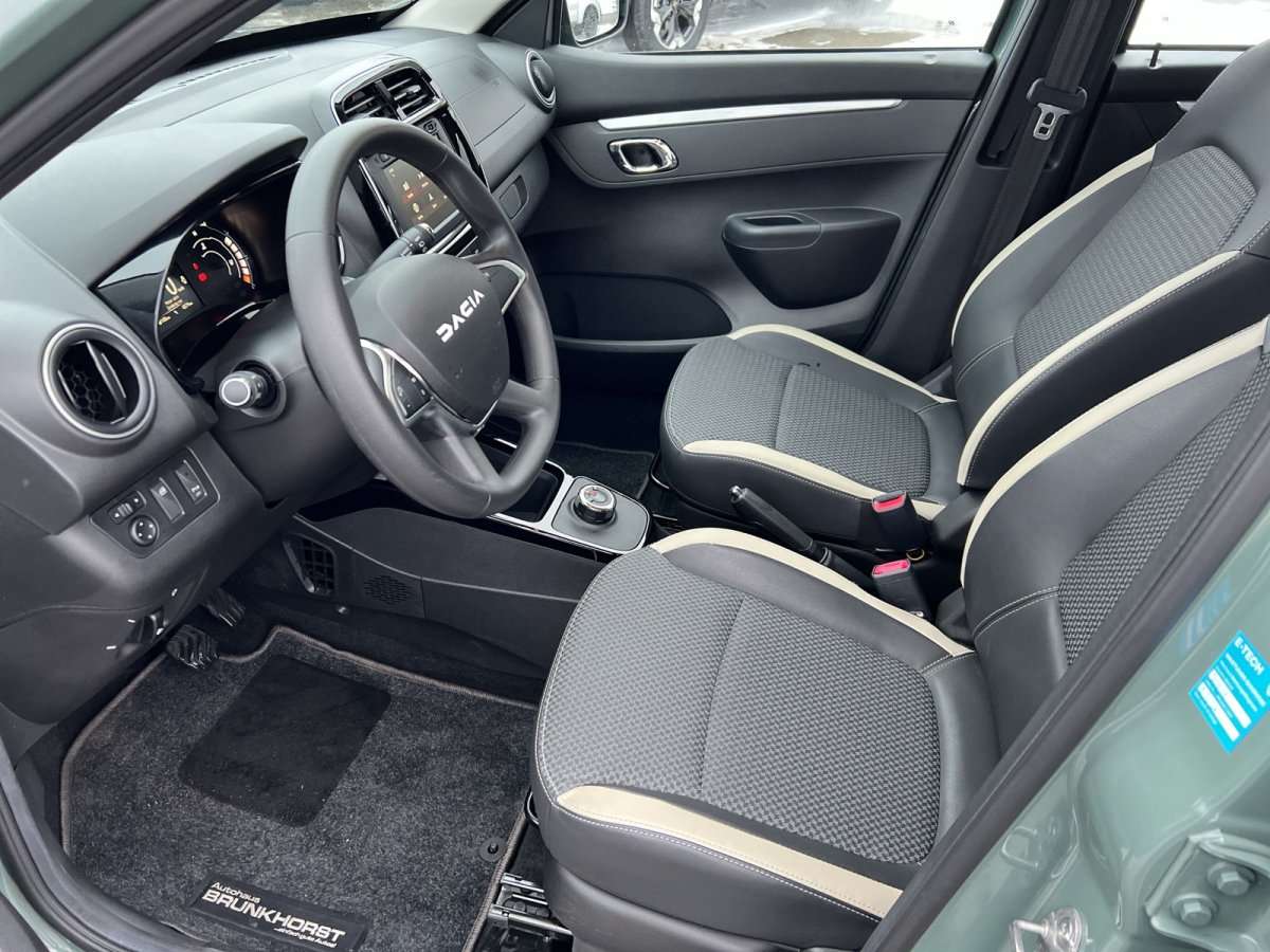 Fahrzeugbild eines Dacia Spring