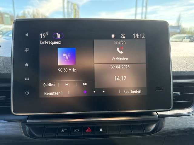 Fahrzeugbild eines Renault Kangoo
