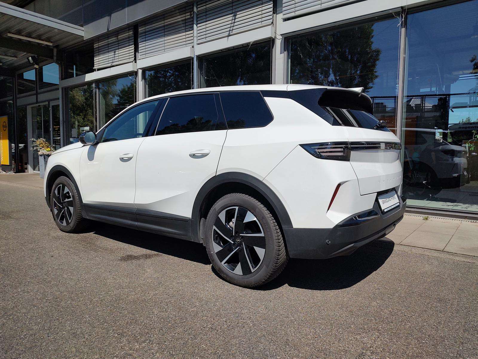 Fahrzeugbild eines Opel Grandland X