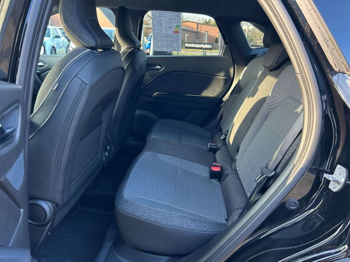 Fahrzeugbild eines Mitsubishi Grandis