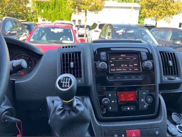 Fahrzeugbild eines Opel Movano