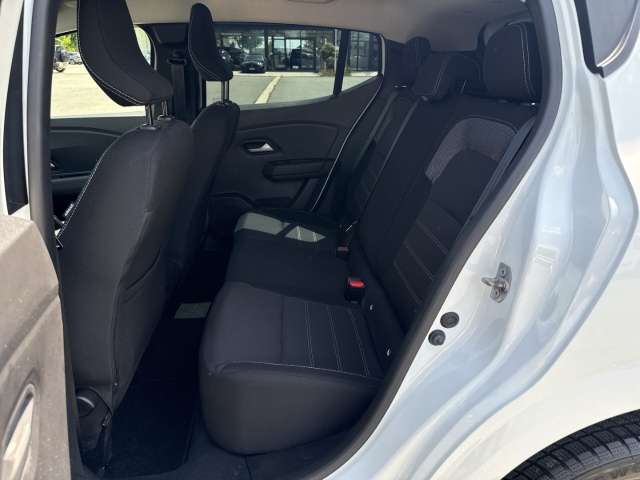 Fahrzeugbild eines Dacia Sandero