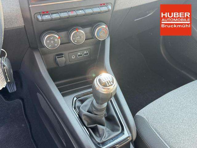 Fahrzeugbild eines Renault Clio