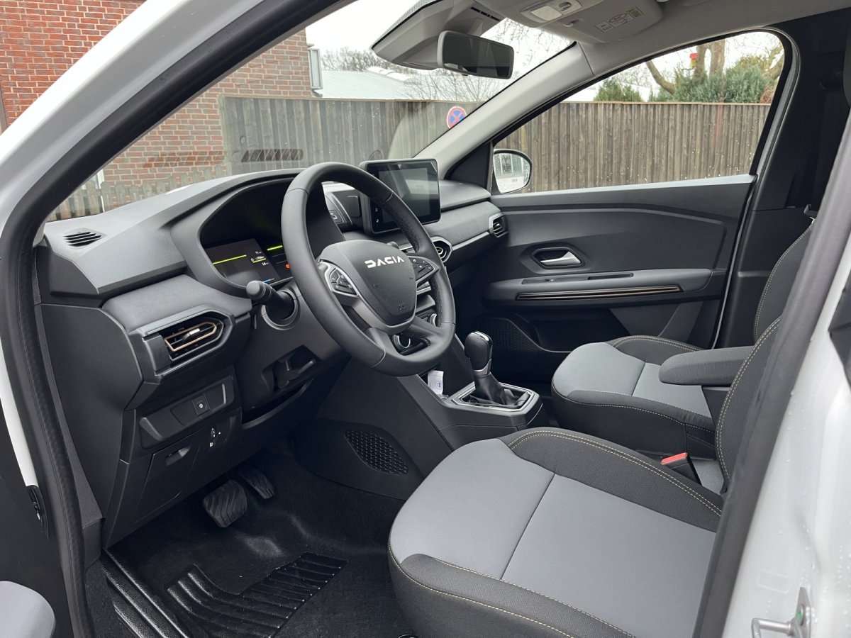 Fahrzeugbild eines Dacia Jogger