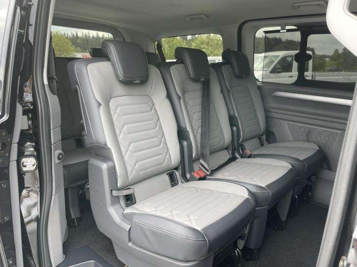 Fahrzeugbild eines Volkswagen Caravelle