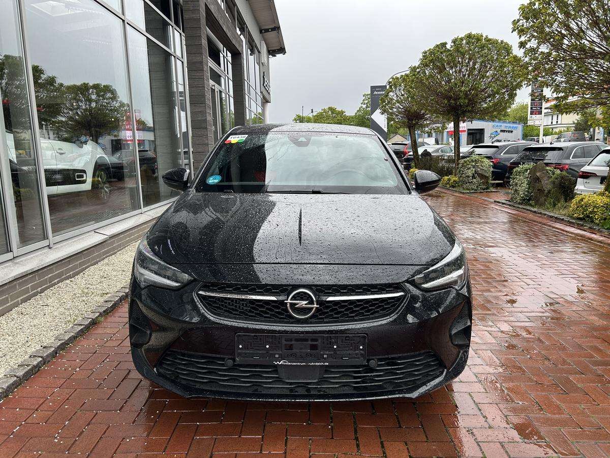 Fahrzeugbild eines Opel Corsa