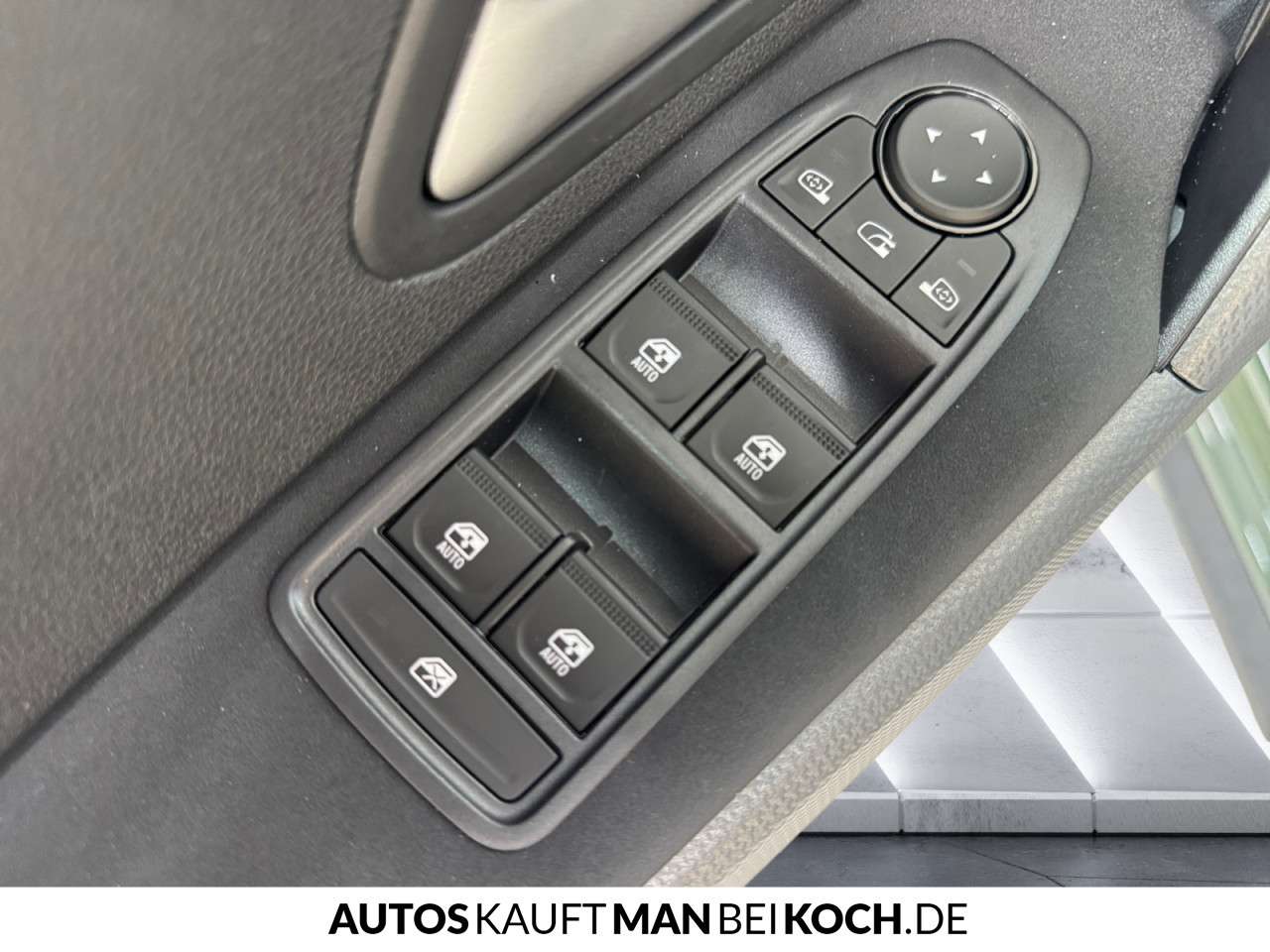 Fahrzeugbild eines Dacia Duster