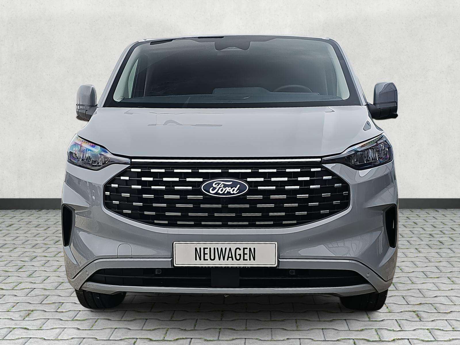 Fahrzeugbild eines Ford Tourneo Custom