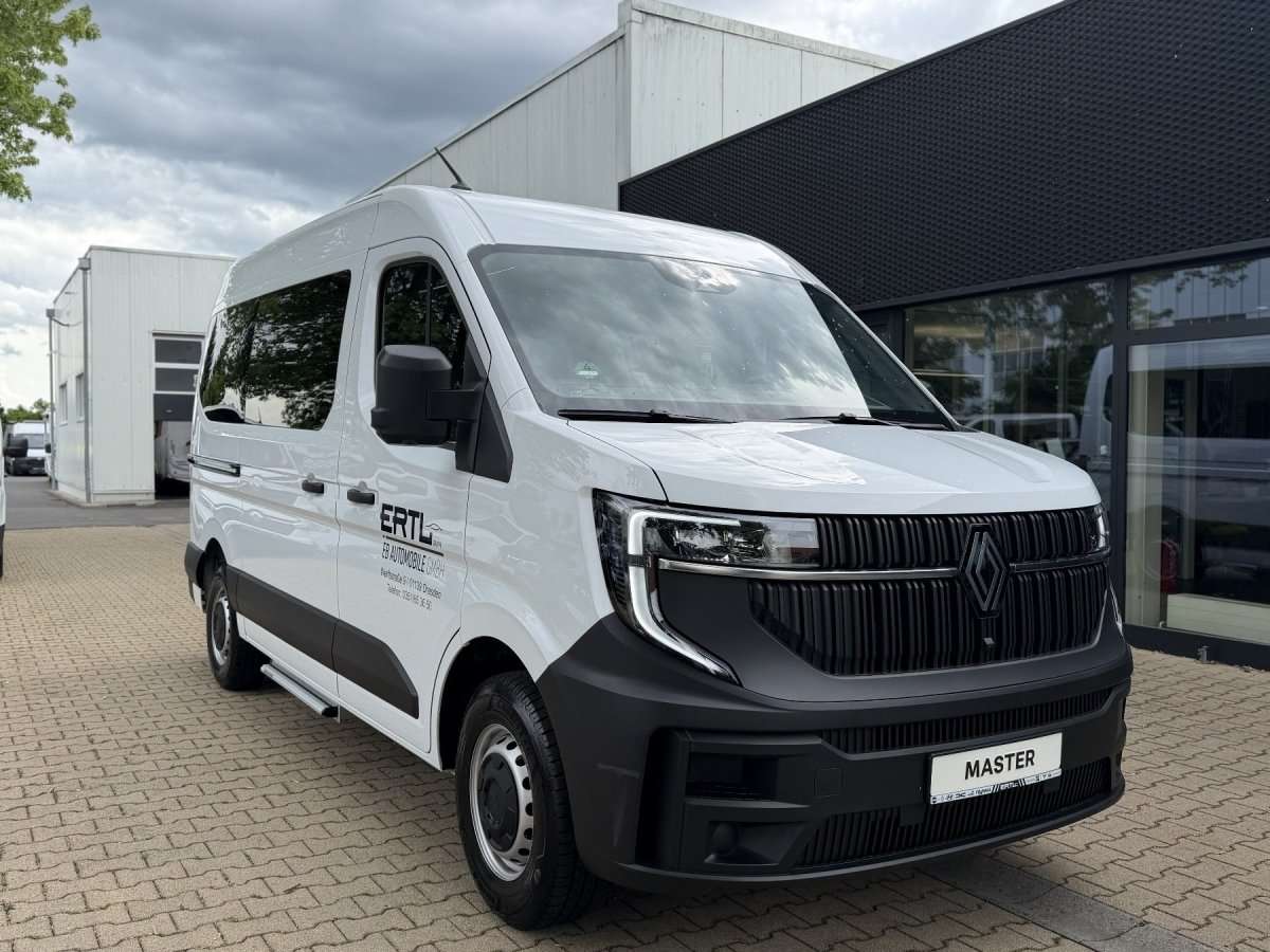 Fahrzeugbild eines Renault Master