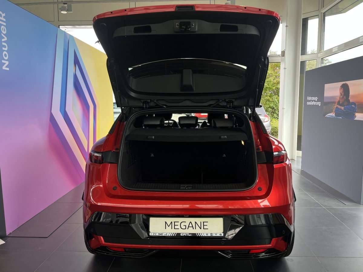 Fahrzeugbild eines Renault Megane E-TECH