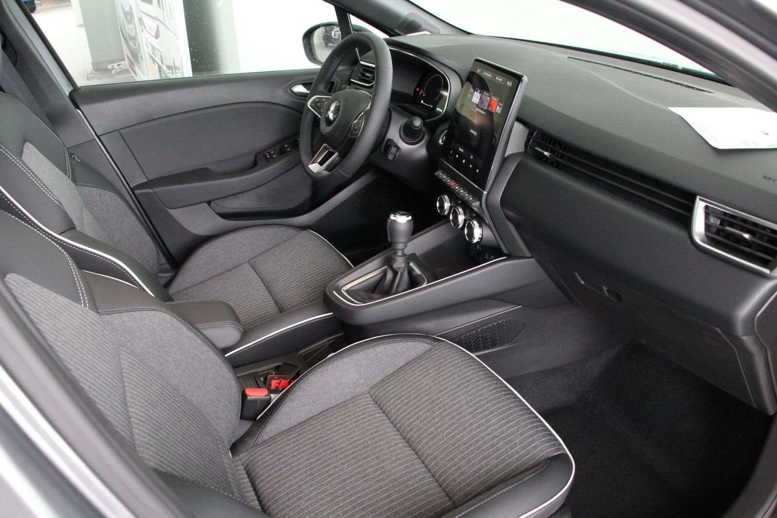 Fahrzeugbild eines Mitsubishi Colt