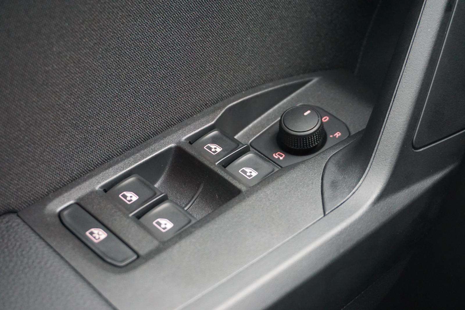 Fahrzeugbild eines SEAT Ibiza