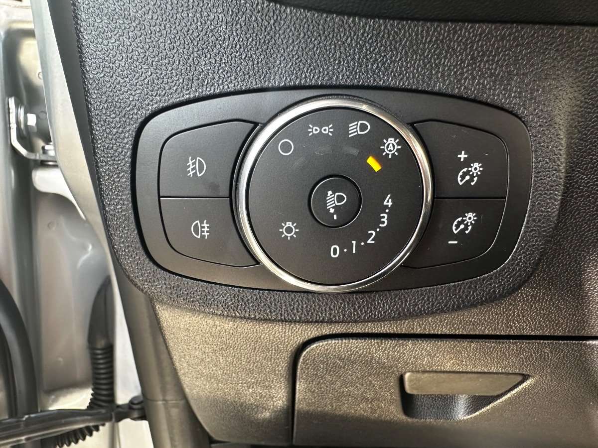 Fahrzeugbild eines Ford Fiesta