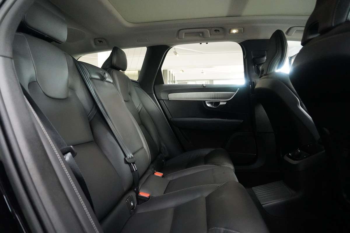 Fahrzeugbild eines Volvo V90