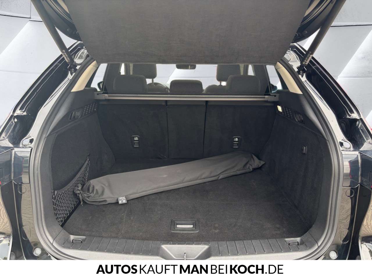 Fahrzeugbild eines Mazda CX-60