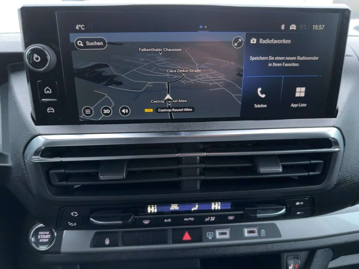 Fahrzeugbild eines Opel Zafira