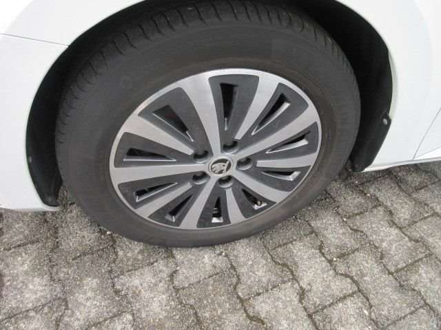 Fahrzeugbild eines Skoda Superb