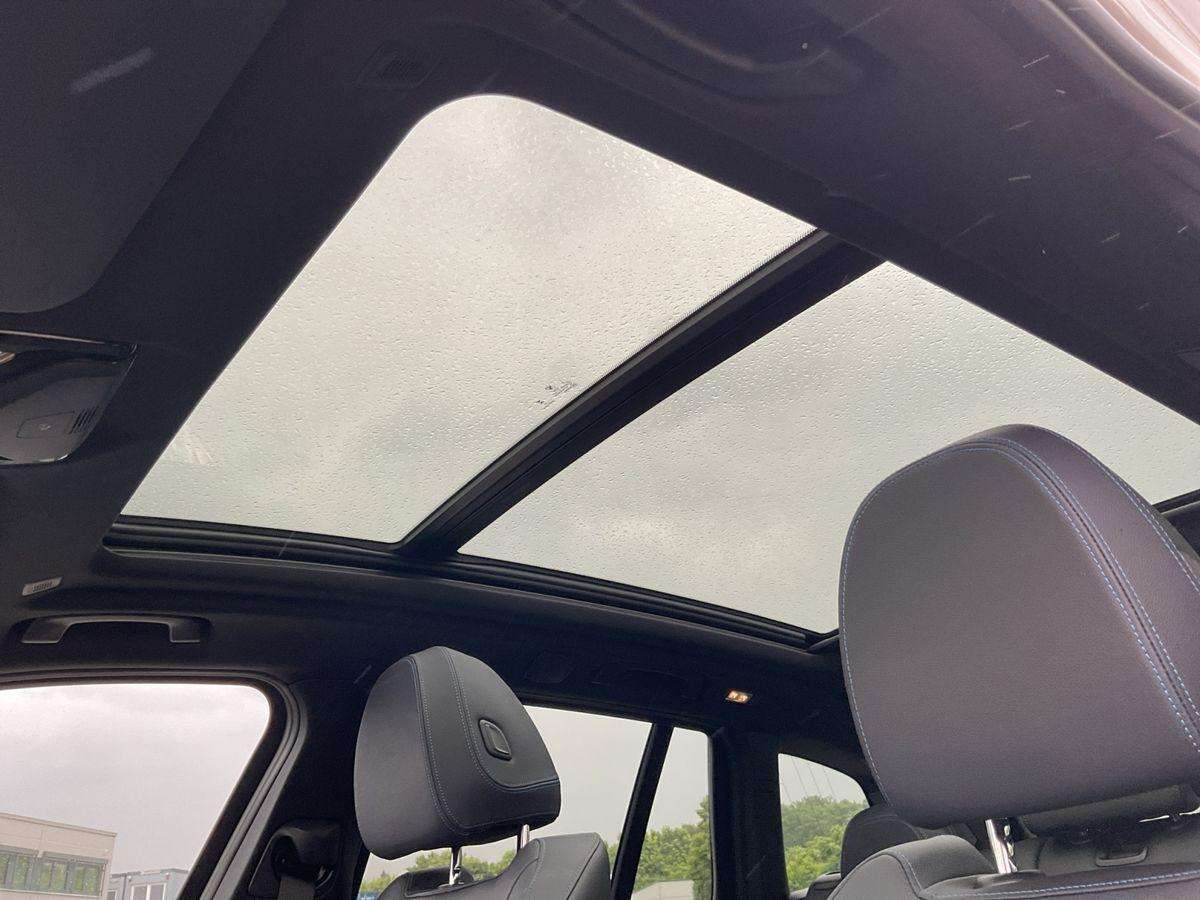 Fahrzeugbild eines BMW ix3