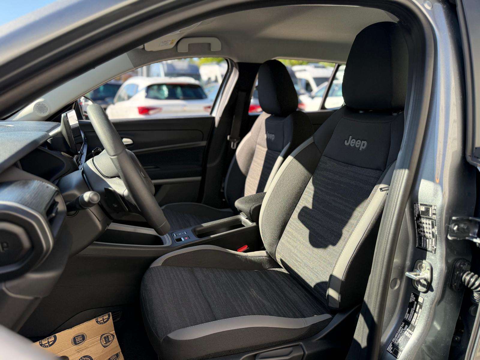 Fahrzeugbild eines Jeep Avenger