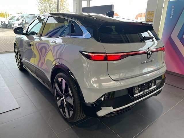 Fahrzeugbild eines Renault Megane E-TECH
