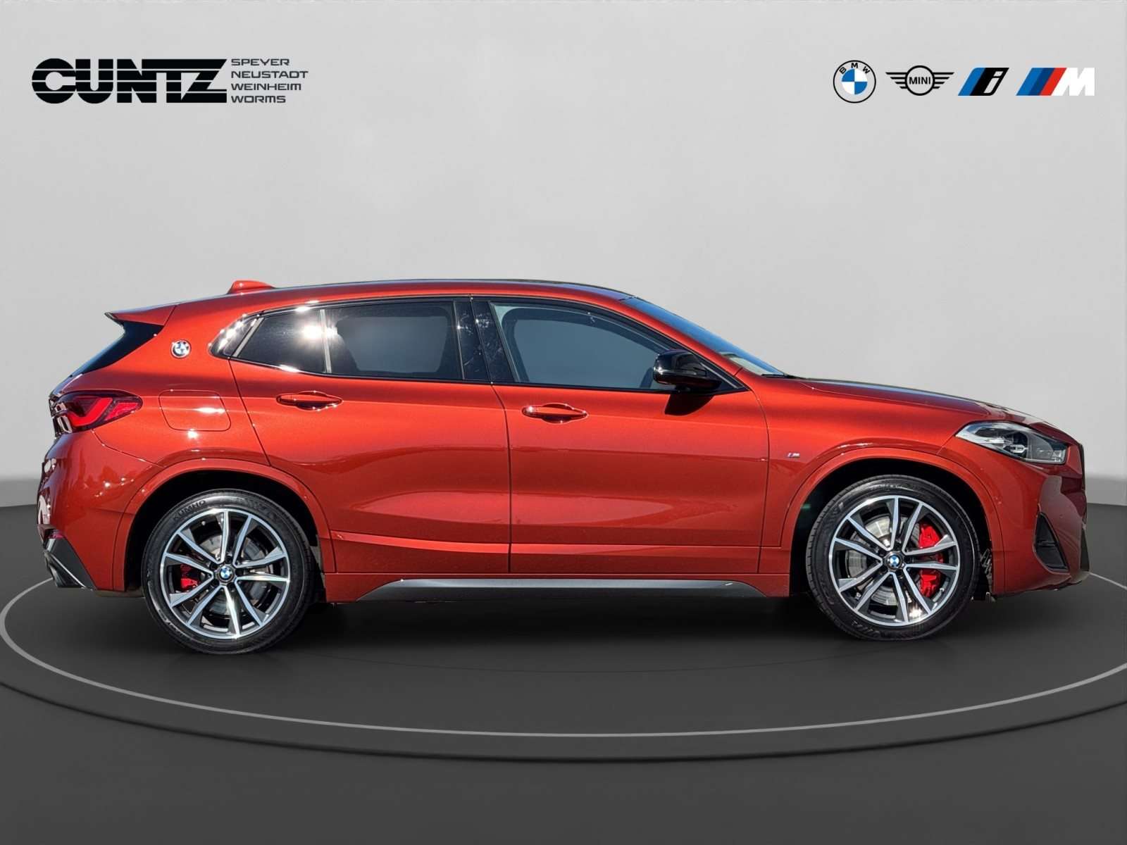 Fahrzeugbild eines BMW X2